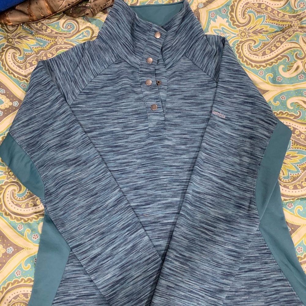 Columbia button up long sleeve